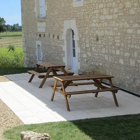 Villa La Rimbertiere Thuré Esterno foto